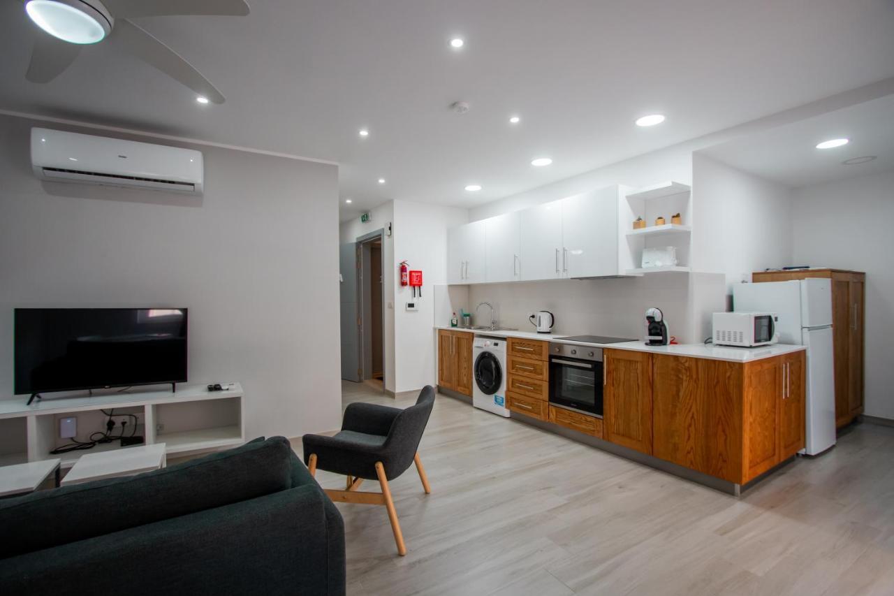 The Three Trees Apartments Sliema Exterior photo