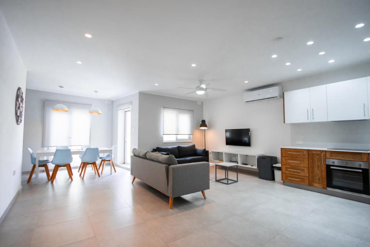 The Three Trees Apartments Sliema Exterior photo